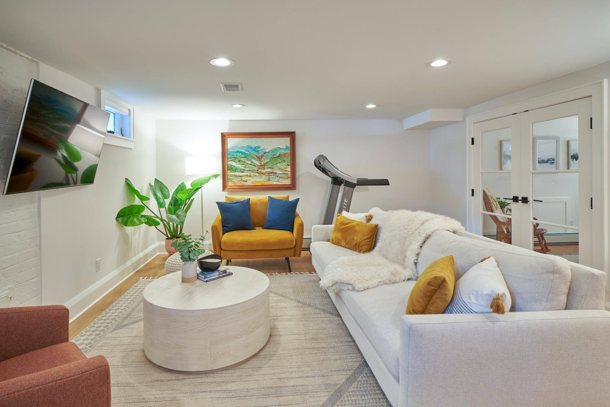 Finished basement entertainment room by Hanson Remodeling