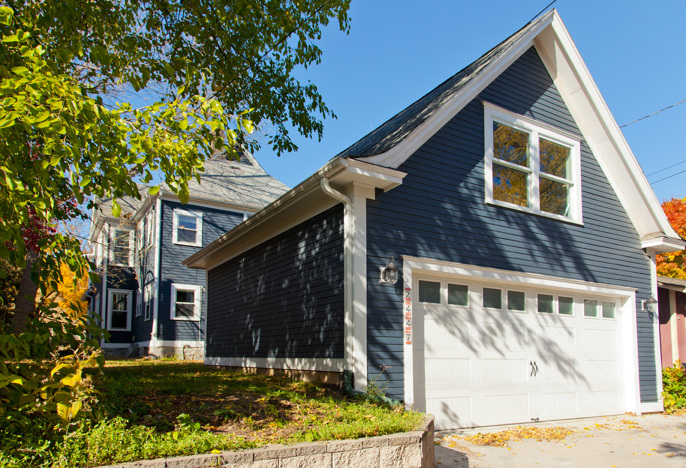 East Lowry Carriage Garage - Hanson Remodeling - Design Build