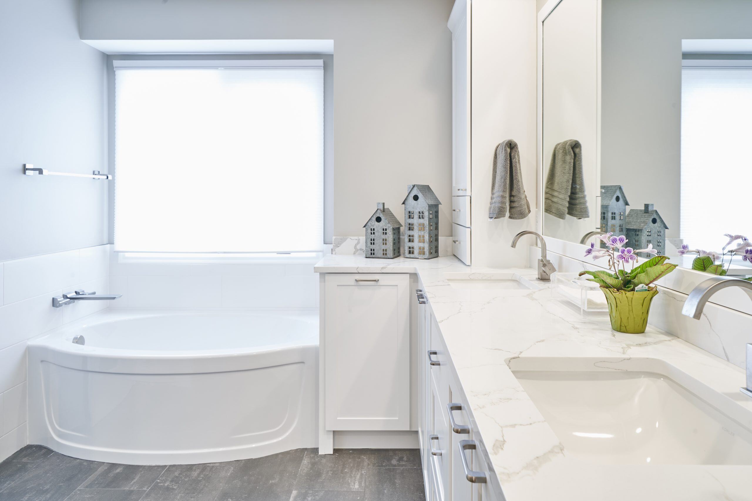 Normandale Lake Master Bathroom