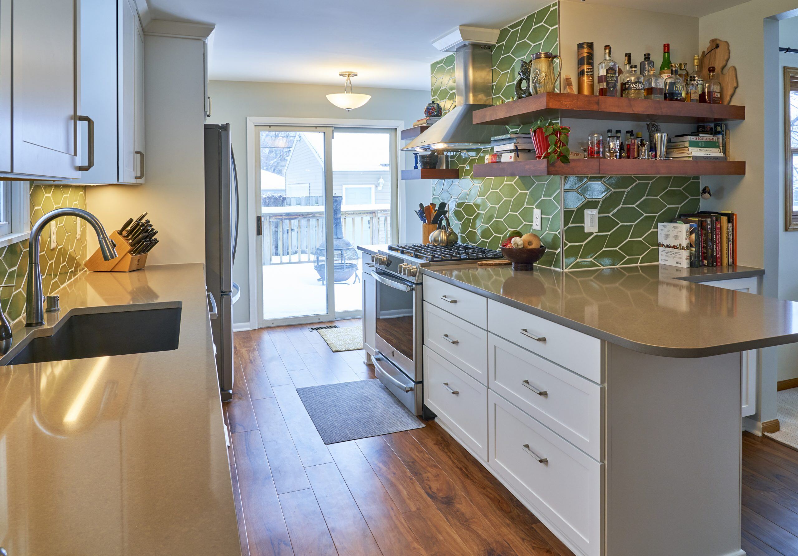 Howe Kitchen and Powder Room